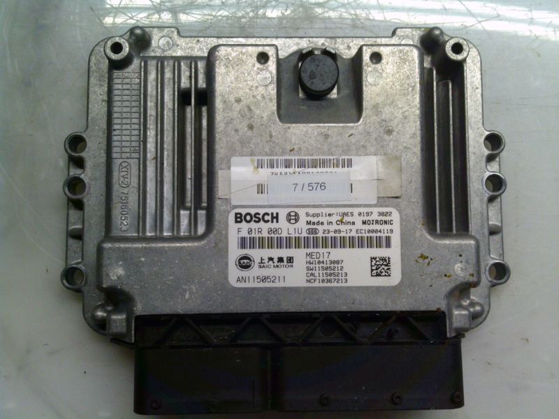 7-576 Centralina Motore Bosch F 01R 00D L1U F01R00DL1U HW10413087 SW11505212 CAL11505213 NCF10367213 MG Elettrica / Benzina ZS
