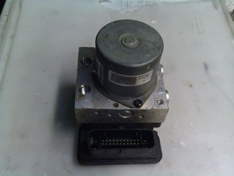 90-1450 Pompa ABS Hyundai C8589-20650 C858920650 58920-C8350 61589-45200 GLH6 58900-C8350 HYUNDAI  I 20