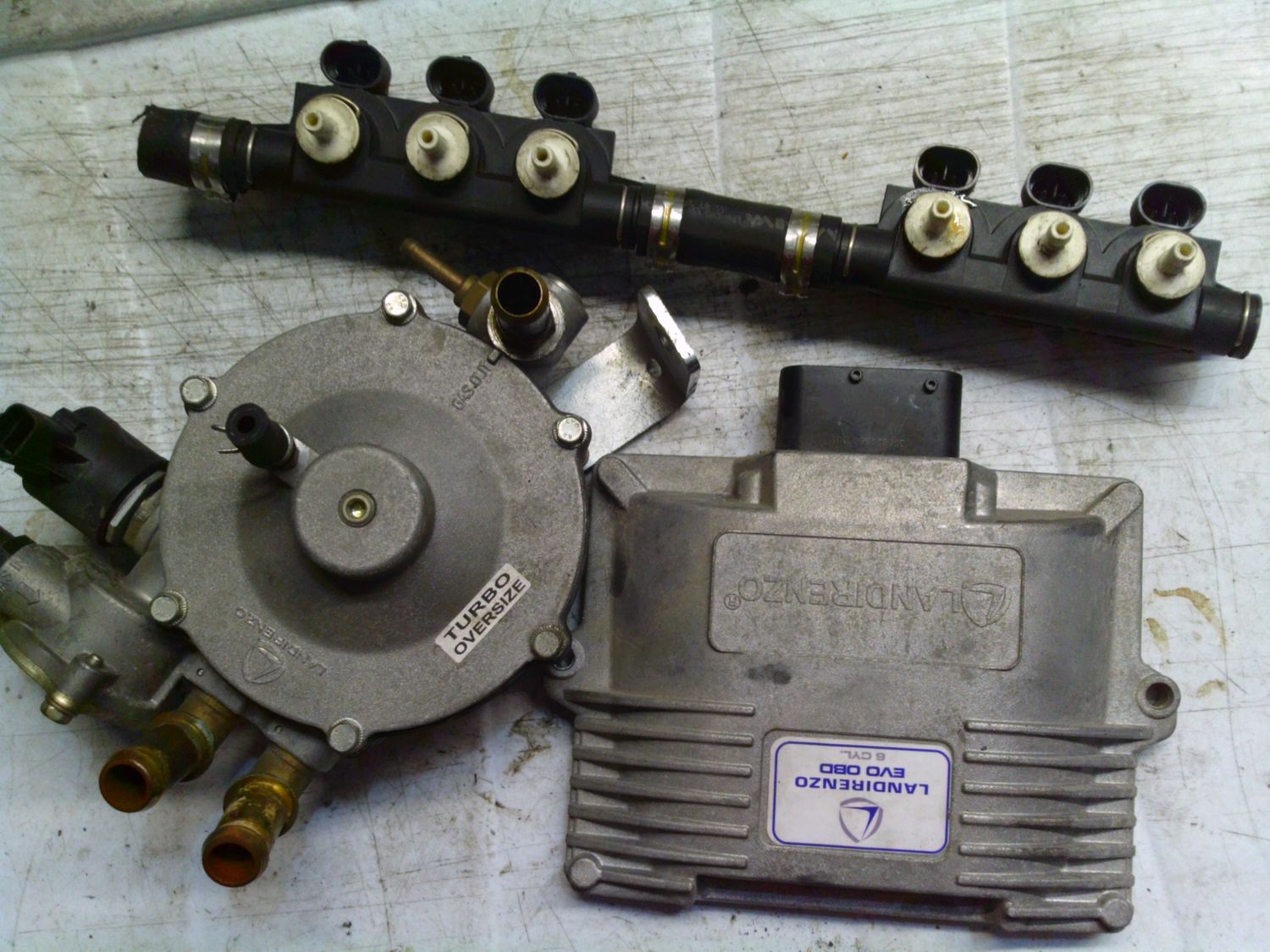 96-5 Kit Impianto GPL Landi Renzo 61600045Z OMEGAS EVO OBD MP6C TYPELSE08-L10 GRUPPO 6 IIETTORI Benzina / GPL 96-5 Kit Impianto GPL Landi Renzo 61600045Z OMEGAS EVO OBD MP6C TYPELSE08-L10 GRUPPO 6 IIETTORI Benzina / GPL