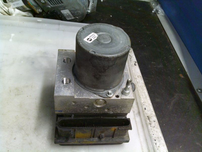 90-1493 Pompa ABS Bosch 0 265 251 415 0265251415 44540-0H020 0 265 951 442   TOYOTA  AYGO