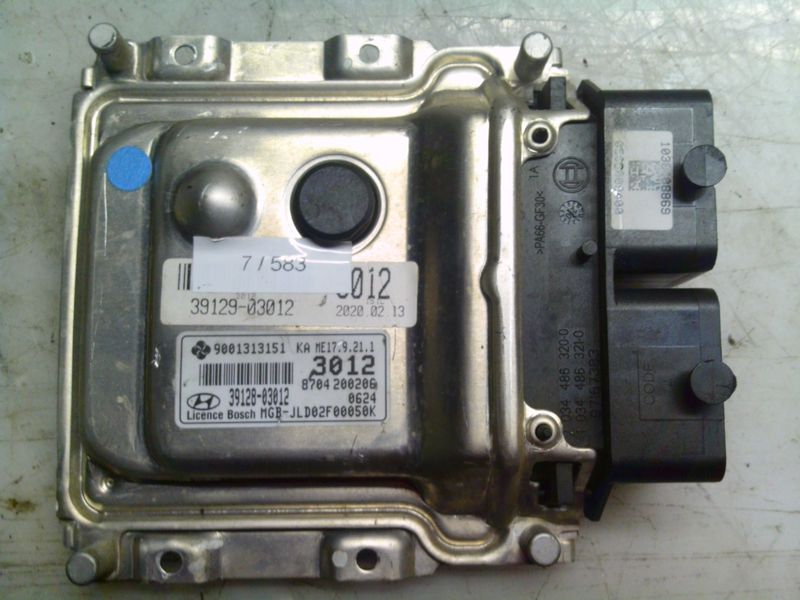7-583 Centralina Motore Bosch 39128-03012 3912803012 9001313151 ME17.9.21.1 1 038 408 869  HYUNDAI Benzina I 10