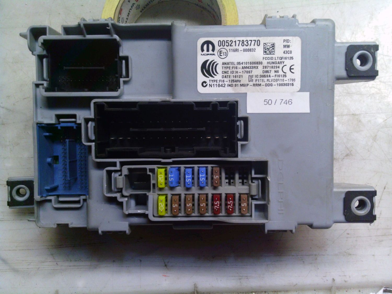 50-746 Body Computer Mopar 28718294   00521783770 FI6   FIAT Benzina 500