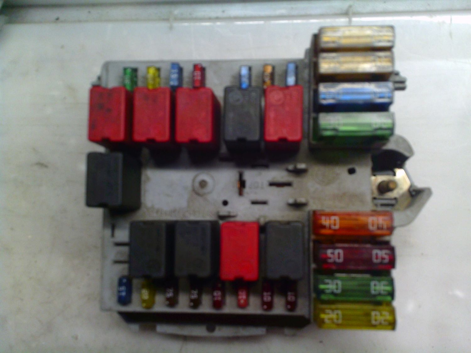 60-405 Scatola Fusibili Alfa Romeo / Fiat / Lancia 51724660       LANCIA Diesel YPSILON