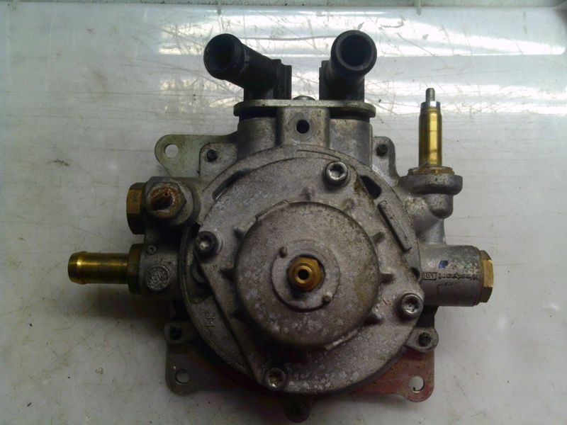 90-1517 Riduttore Di Pressione Gpl Emer ULISSE   K901412 67R-010281    Benzina / Gpl