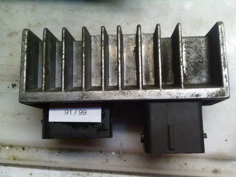 91-99 Rele' Candeletta Nagares 271202380R       RENAULT Diesel VARIE