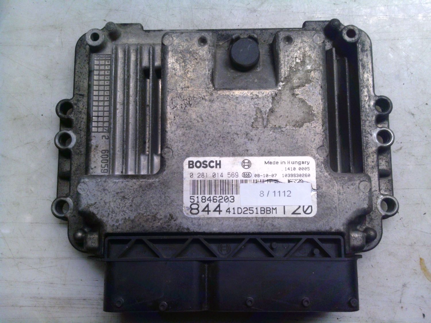 8-1112 Centralina Motore Bosch 0 281 014 569 0281014569 51846203 1039S30260 844 41D251BBM 120  LANCIA Diesel DELTA