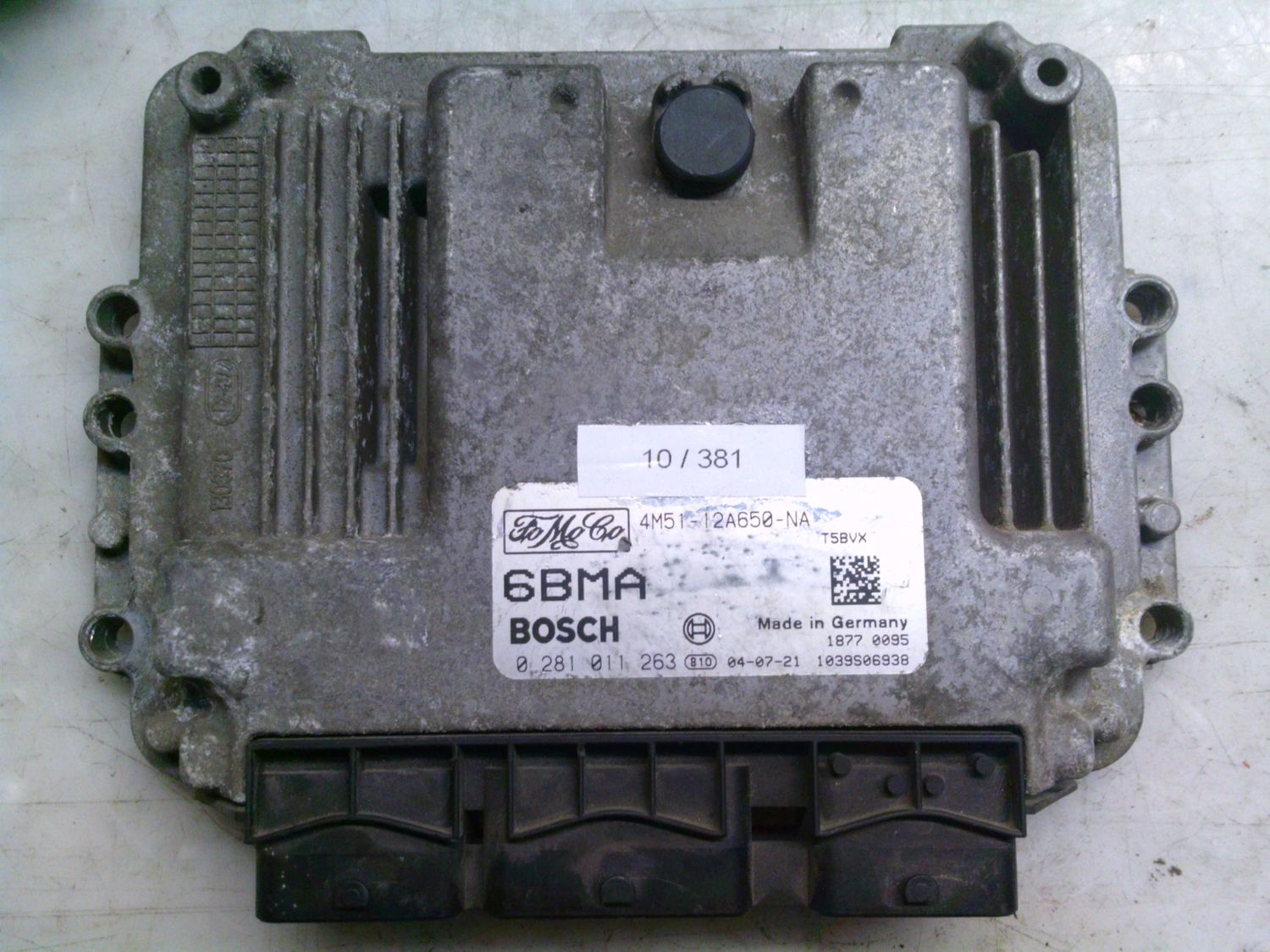 10-381 Centralina Motore Bosch 0 281 011 263 0281011263 4M51-12A650-NA 1039S06938 6BMA  FORD Diesel C-Max