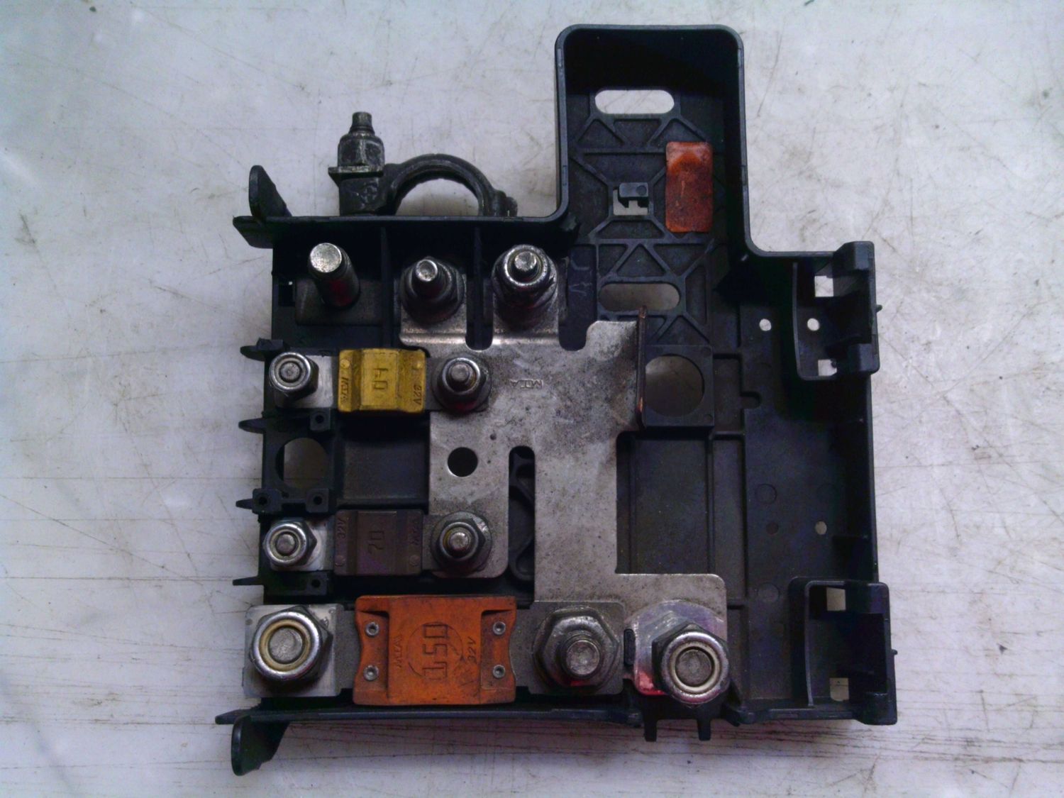 36-321 Terminale della Batteria Alfa Romeo / Fiat / Lancia A878       ALFA ROMEO  159