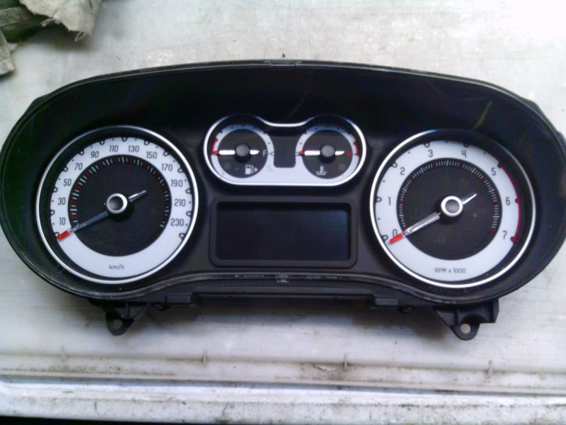 40-856 Quadro Strumenti / Contachilometri Alfa Romeo / Fiat / Lancia 51975131   A2C90123901    FIAT Diesel 500