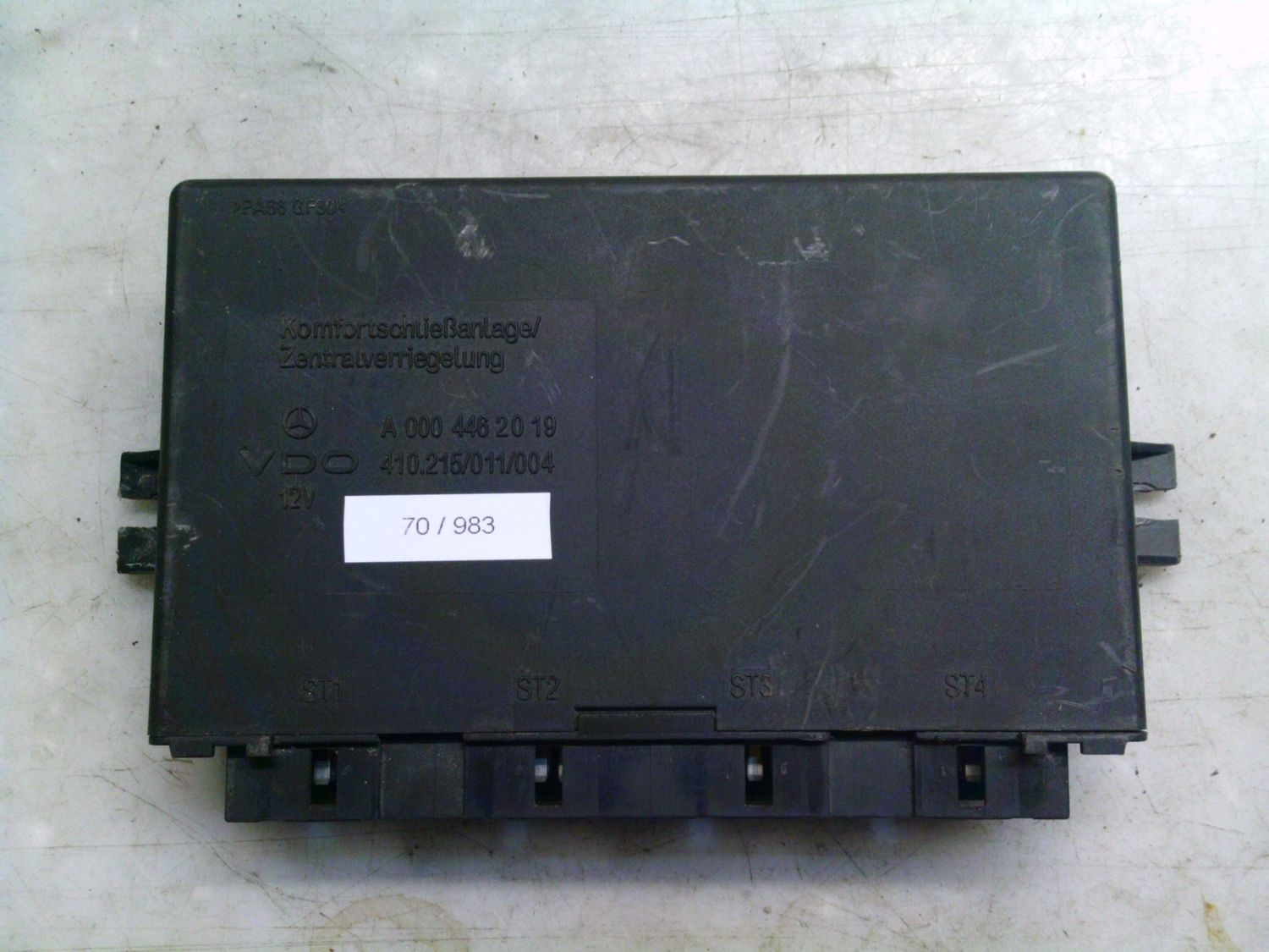 70-983 Centralina Modulo Confort Vdo A 000 446 20 19 A0004462019 410.215/011/004    MERCEDES Diesel VITO