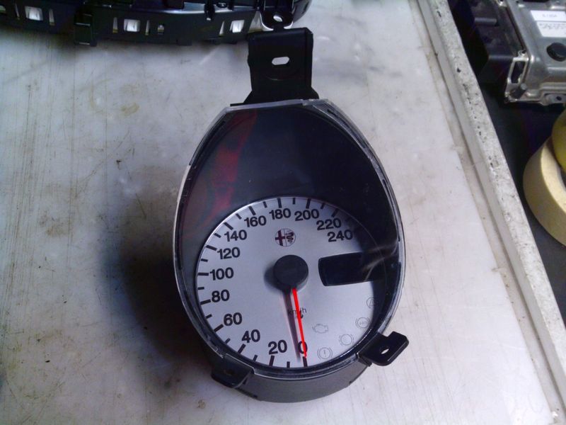 40-861 Quadro Strumenti / Contachilometri Alfa Romeo / Fiat / Lancia 68.5084.001.0   61.6034.001.0    ALFA ROMEO Diesel 156