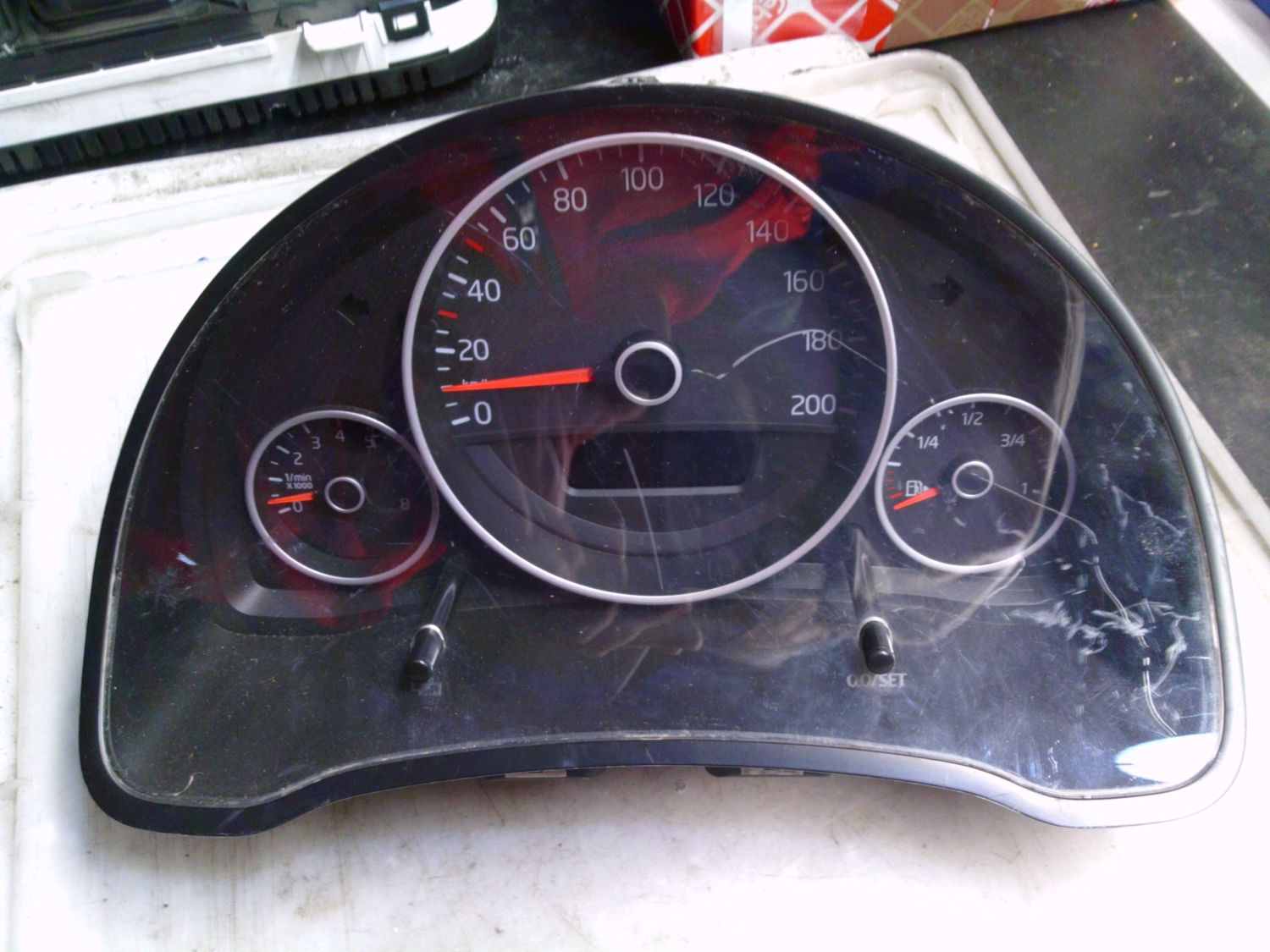 40-866 Quadro Strumenti / Contachilometri Volkswagen 1S0920 860B 1S0920860B MM7 KEC25.04 5550053206   VOLKSWAGEN Benzina Up