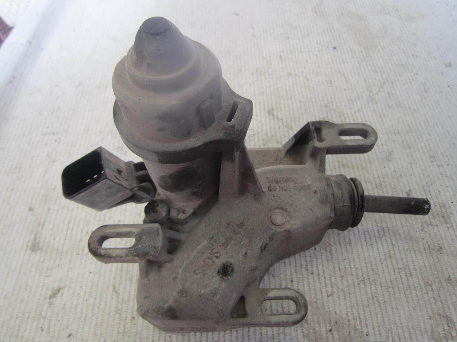 80-15 Attuatore Frizione Sachs 000 3226 V016 0003226V016 01 3981 007 101 013981007101 SMART Generica FORTWO 450 0.8 80-15 Attuatore Frizione Sachs 000 3226 V016 0003226V016 01 3981 007 101 013981007101 SMART Generica FORTWO 450 0.8