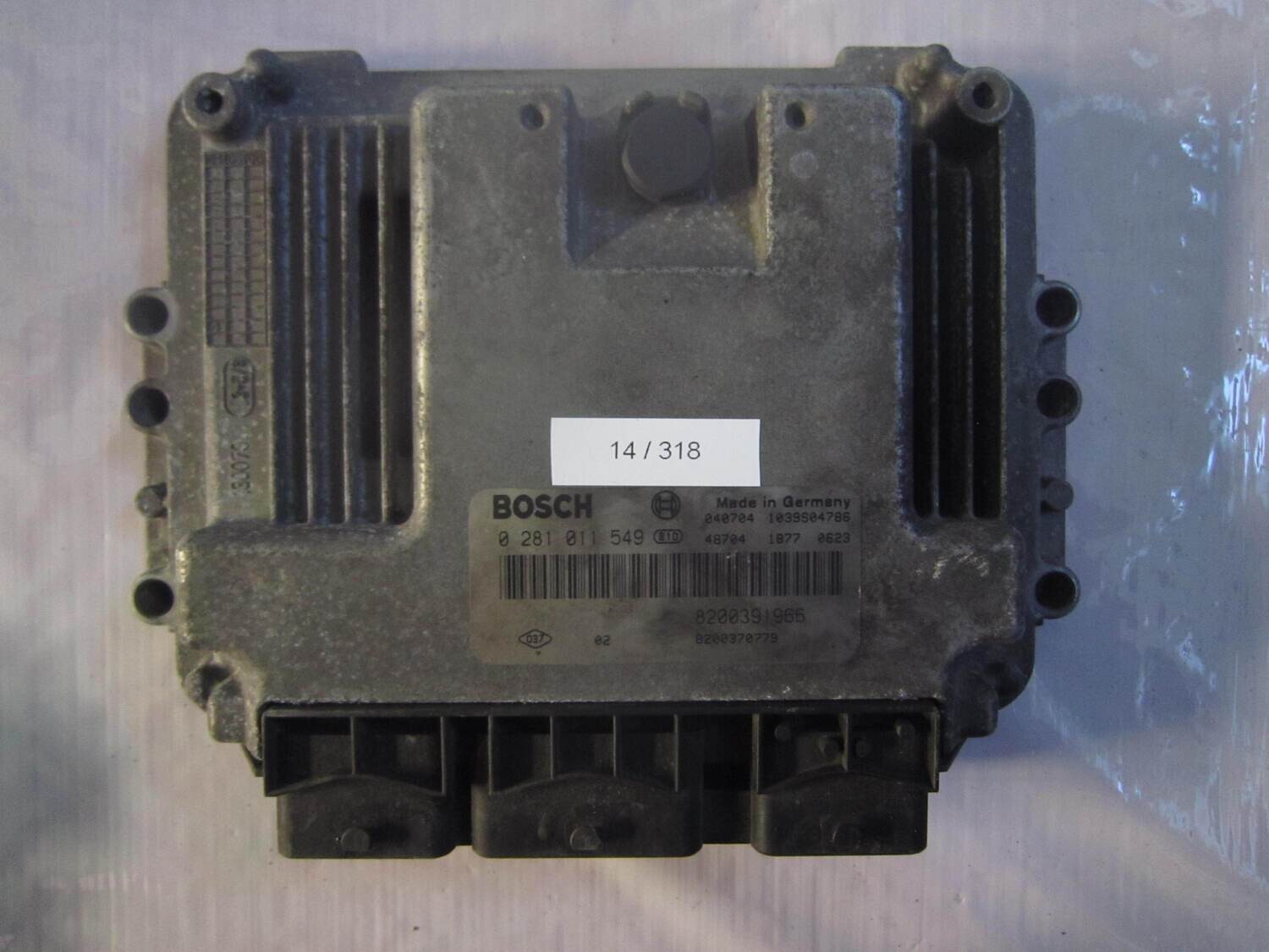 14-318 Centralina Motore Bosch 0 281 011 549 0281011549 8200391966 1039S04786 8200370779  RENAULT DIESEL MEGANE