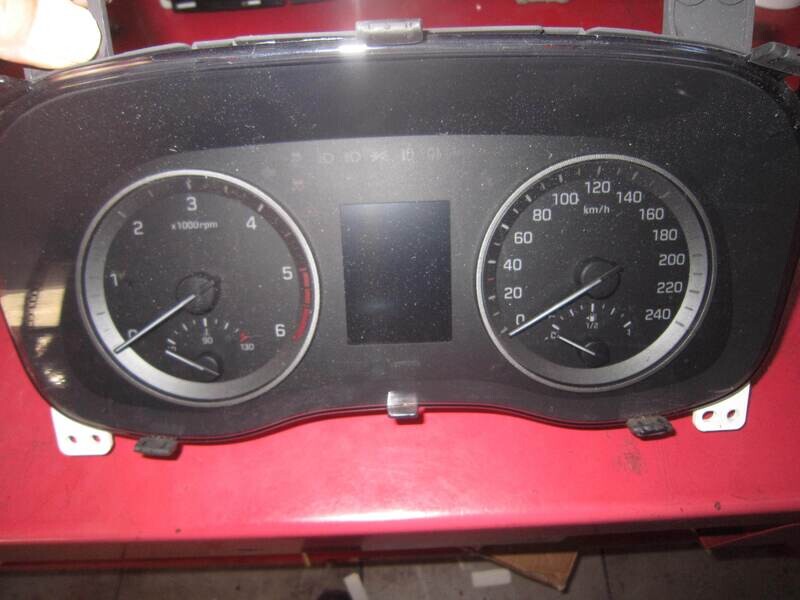 40-353 Quadro Strumenti / Contachilometri Continental  94003-D7730 94003D7730 M263 SW 3.00 HW 01 Diesel TUCSON