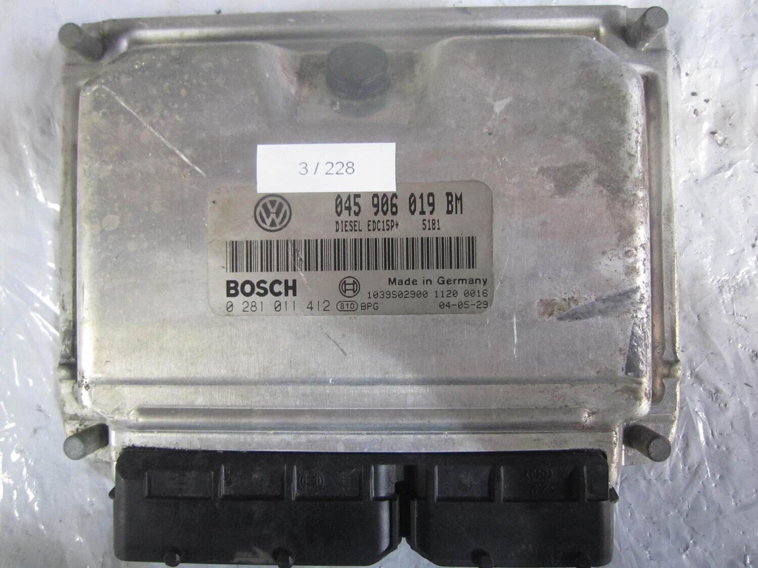 3-228 Centralina Motore Bosch 0 281 011 412 0281011412 045 906 019 BM 045906019BM 1039S02900 EDC15P+ SKODA Diesel VARIE