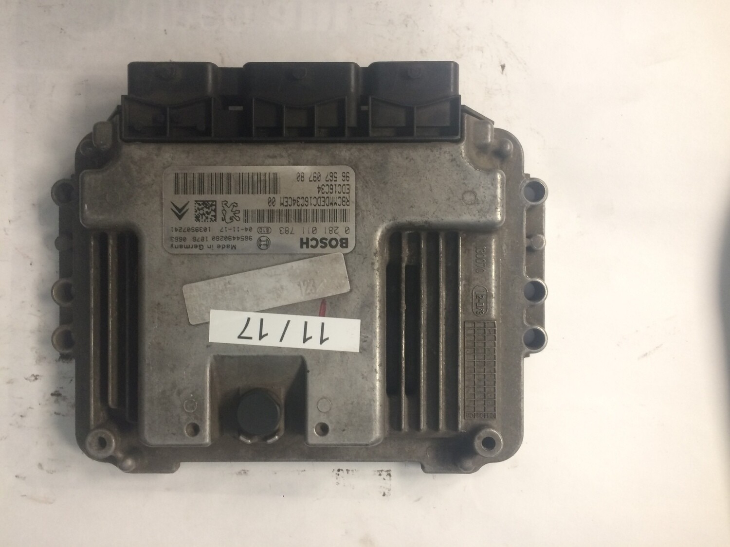 11-17 Centralina Motore Bosch 0281011783 0 281 011 783 9656709780 1039S07241 CITROEN / PEUGEOT 2.0 HDI 11-17 Centralina Motore Bosch 0281011783 0 281 011 783 9656709780 1039S07241 CITROEN / PEUGEOT 2.0 HDI