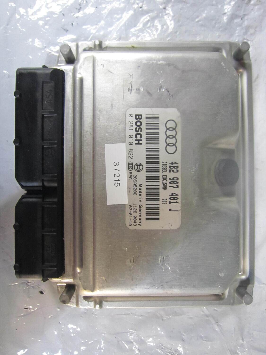 3-215 Centralina Motore Bosch 0 281 010 822 0281010822 4B2 907 401 J 4B2907401J 1039S01048 EDC15UM AUDI Diesel A 6 2.5 3-215 Centralina Motore Bosch 0 281 010 822 0281010822 4B2 907 401 J 4B2907401J 1039S01048 EDC15UM AUDI Diesel A 6 2.5