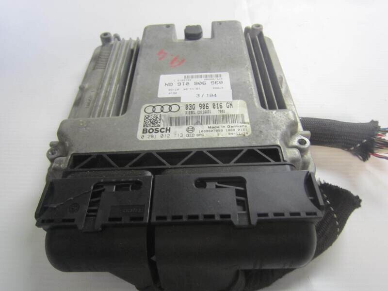 3-194 Centralina Motore Bosch 0 281 012 113 0281012113 03G 906 016 GN 03G906016GN 1039S07899 EDC16U31 AUDI Diesel A 4 2.0