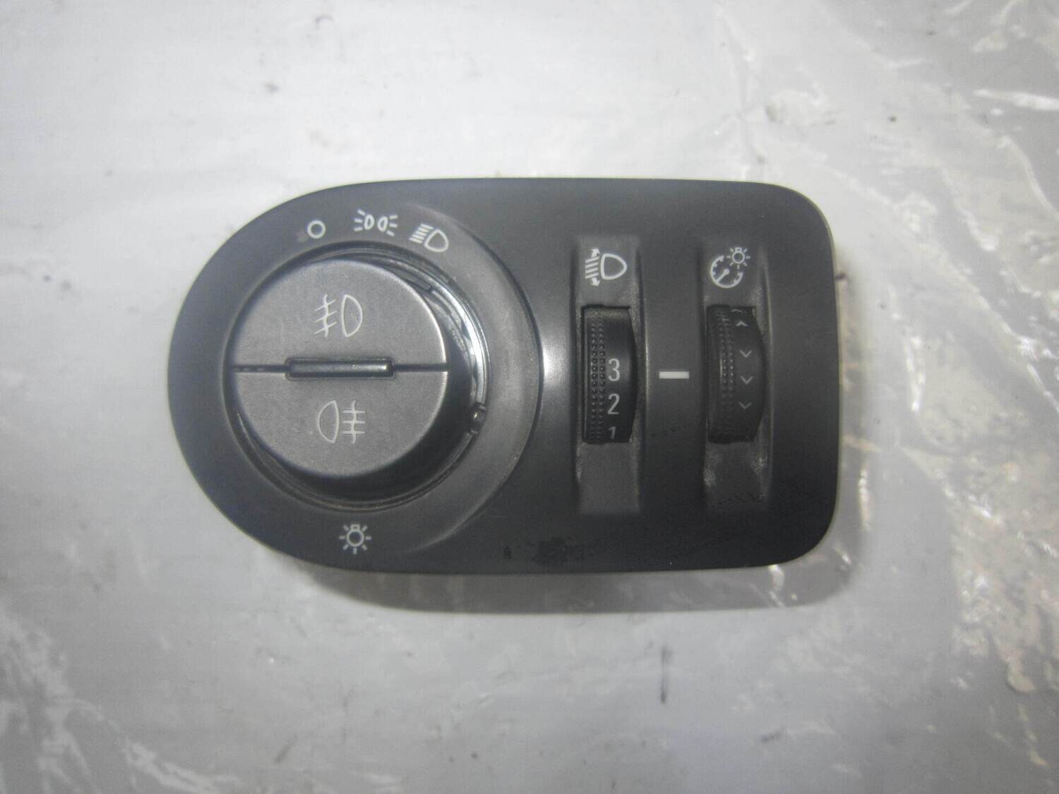 400-427 Unità Comando Fari GM 13294815 251697 OPEL Generica MERIVA 400-427 Unità Comando Fari GM 13294815 251697 OPEL Generica MERIVA