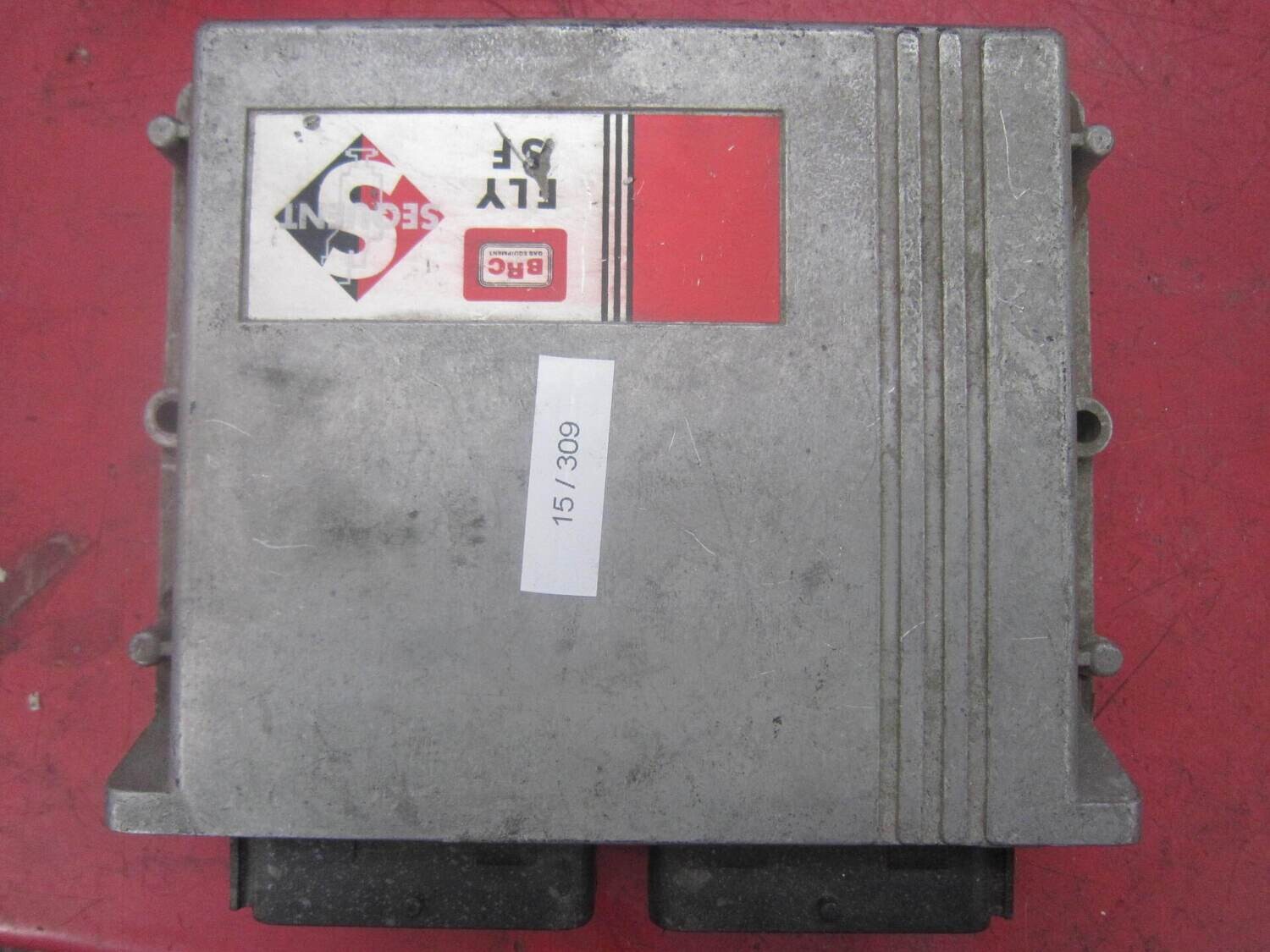 15-309 Centralina Gas Gpl Brc SEQUENT FLY SF SEQUENTFLYSF DE813001-04 RENAULT BENZINA / GPL CLIO 15-309 Centralina Gas Gpl Brc SEQUENT FLY SF SEQUENTFLYSF DE813001-04 RENAULT BENZINA / GPL CLIO
