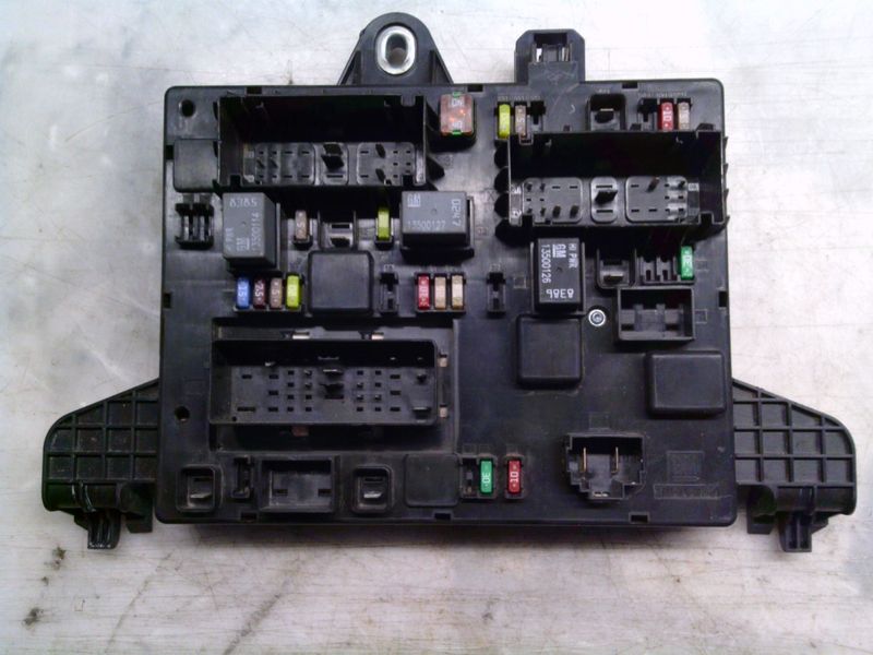 60-260 Scatola Fusibili GM 13302301   365927271 1110022AA   OPEL Diesel ASTRA