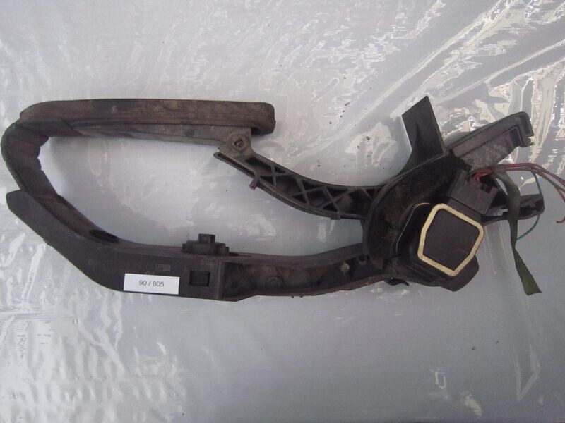 90-805 Pedale Acceleratore Mercedes A 211 300 08 04 A2113000804 Q 1    MERCEDES  Classe E