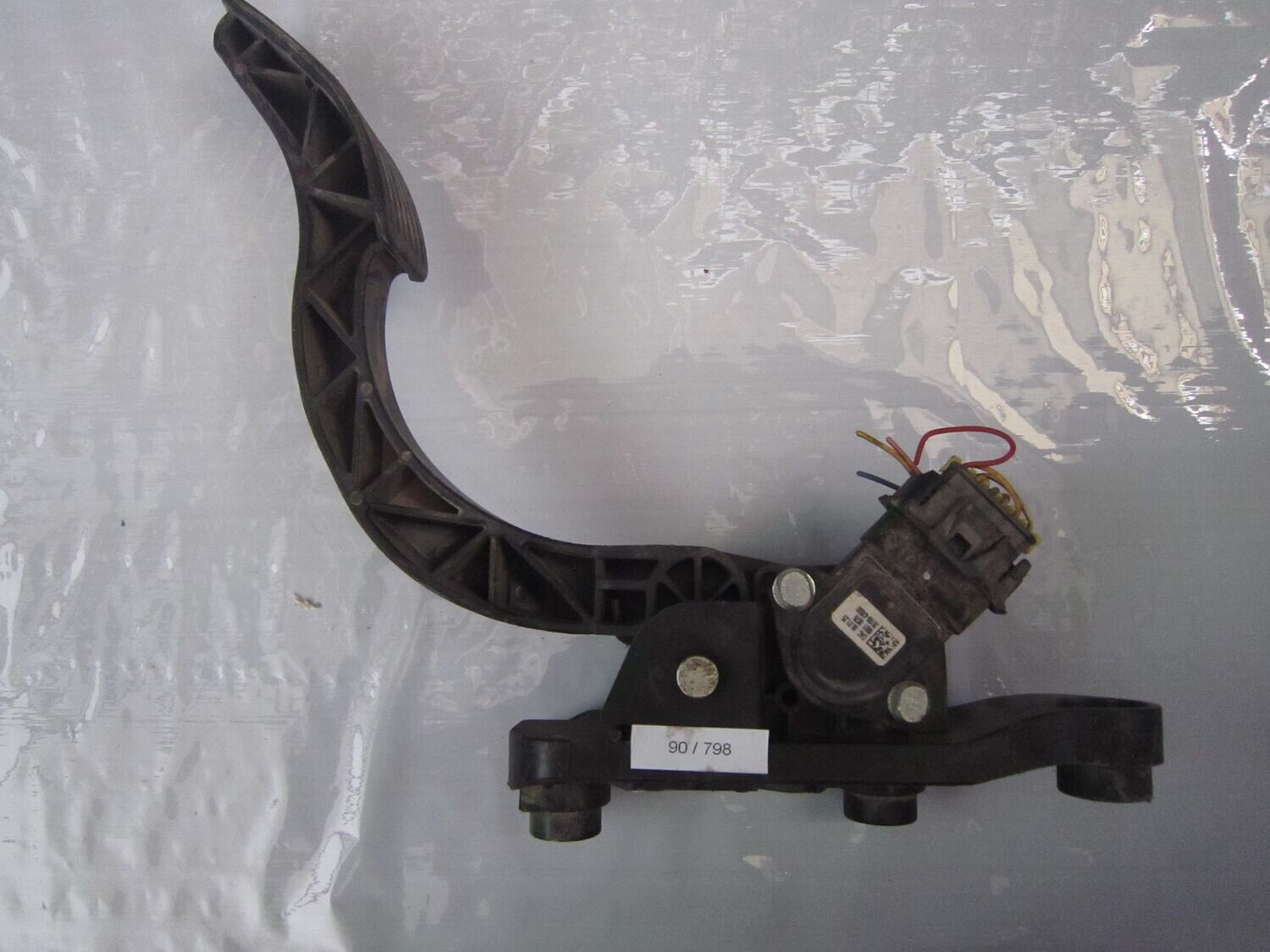 90-798 Pedale Acceleratore Kia DBKJQL002 KIA Diesel SORENTO 90-798 Pedale Acceleratore Kia DBKJQL002 KIA Diesel SORENTO