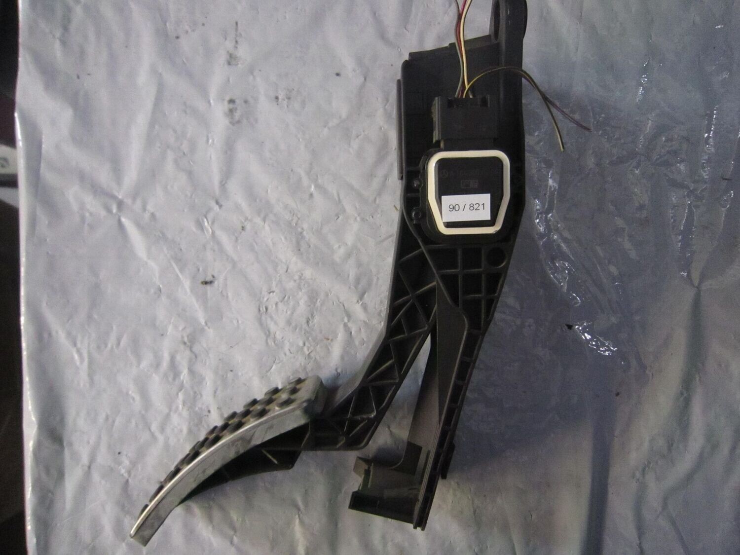 90-821 Pedale Acceleratore Mercedes A 164 300 01 04 A1643000104 MERCEDES ML 90-821 Pedale Acceleratore Mercedes A 164 300 01 04 A1643000104 MERCEDES ML
