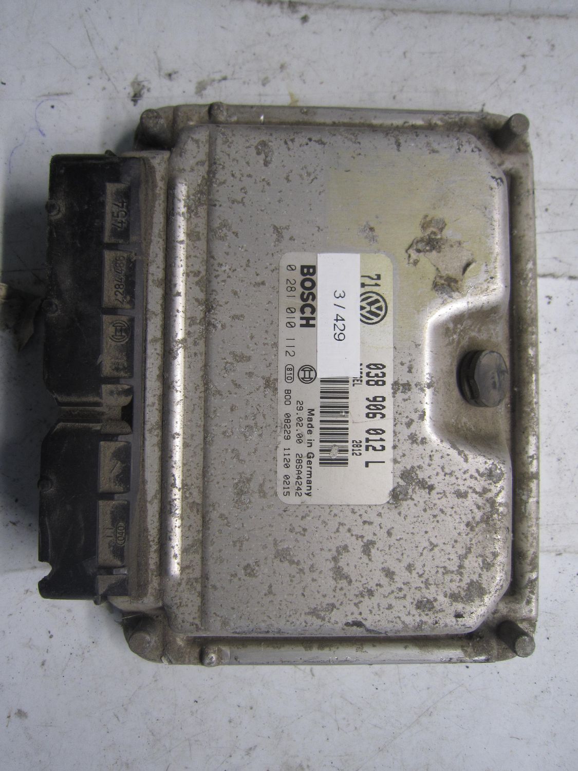 3-429 Centralina Motore Bosch 0 281 010 112 0281010112 038 906 012 L 28SA4242   VOLKSWAGEN Diesel VARIE