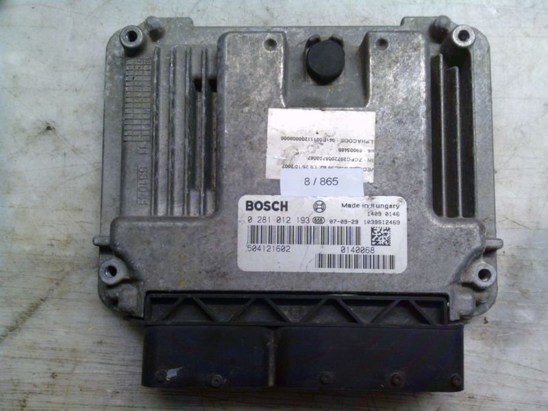8-865 Centralina Motore Bosch 0 281 012 193 0281012193 504121602 1039S12469   IVECO Diesel Daily