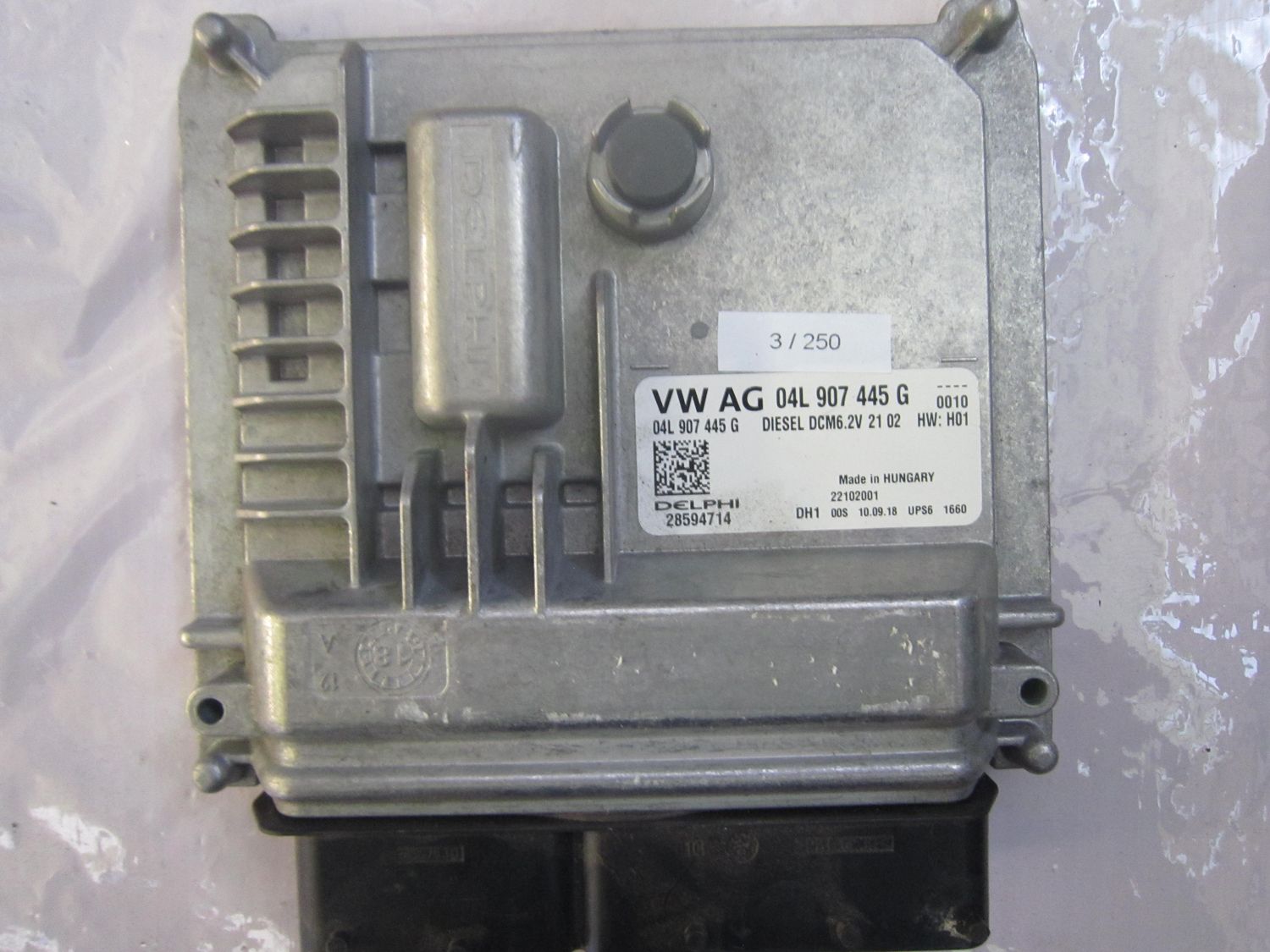 3-250 Centralina Motore Delphi 28594714 04L 907 445 G DCM6.2V HW : H01 VOLKSWAGEN Diesel Golf 3-250 Centralina Motore Delphi 28594714 04L 907 445 G DCM6.2V HW : H01 VOLKSWAGEN Diesel Golf