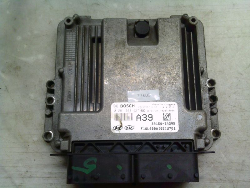7-600 Centralina Motore Bosch 0 281 033 427 0281033427 39150-2A395 1039T10930 EDC17C57 A39 KIA Diesel Sportage