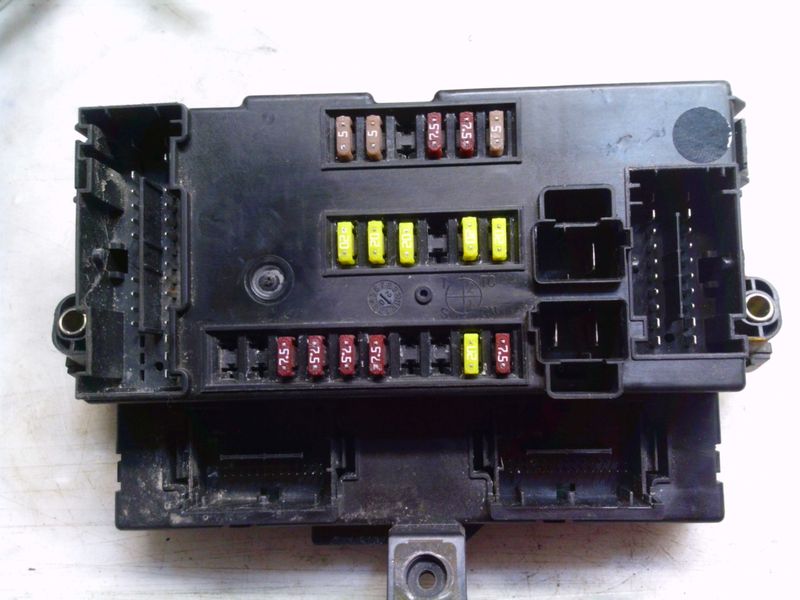 50-765 Body Computer Mopar 52182088   BCM330K.24 4251-13-5386 4983A-BCML7   FIAT Benzina 500