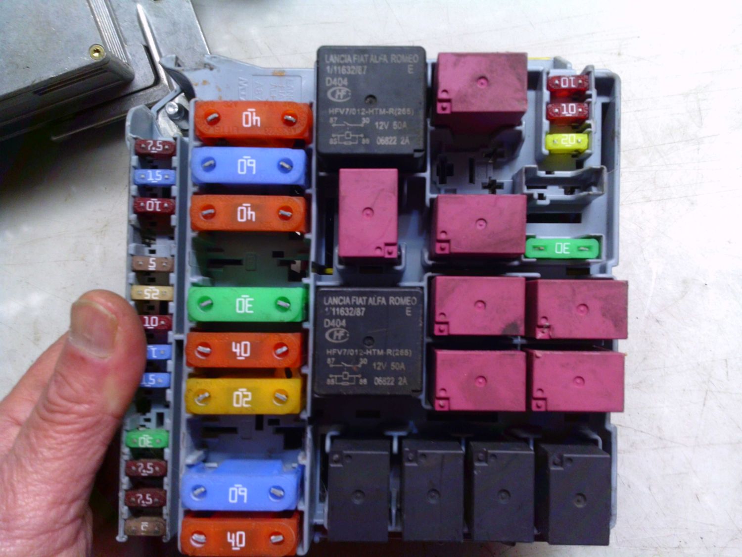 60-420 Scatola Fusibili Delphi 51905216        FIAT Diesel FIORINO