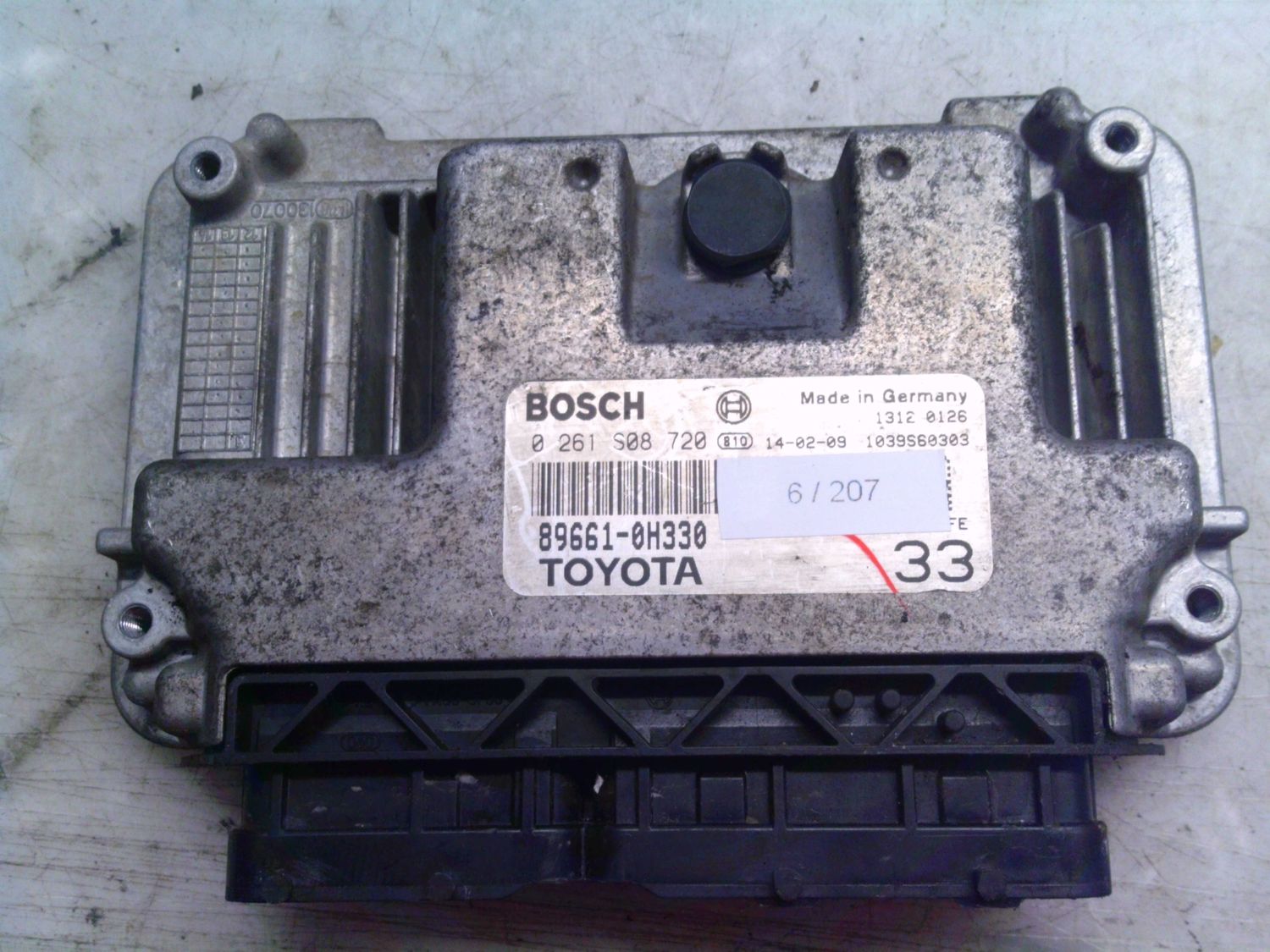 6-207 Centralina Motore Bosch 0 261 S08 720 0261S08720 89661-0H330 1039S60303 33  TOYOTA Benzina AYGO