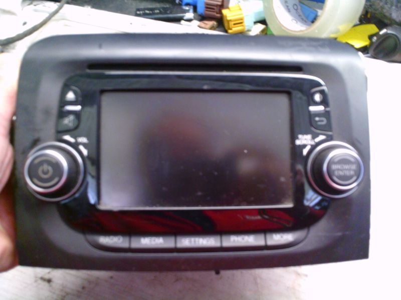 20-841 Autoradio Continental FIAT 330 VP2 ECE FIAT330VP2ECE A2C83860800 07355674420    FIAT  500