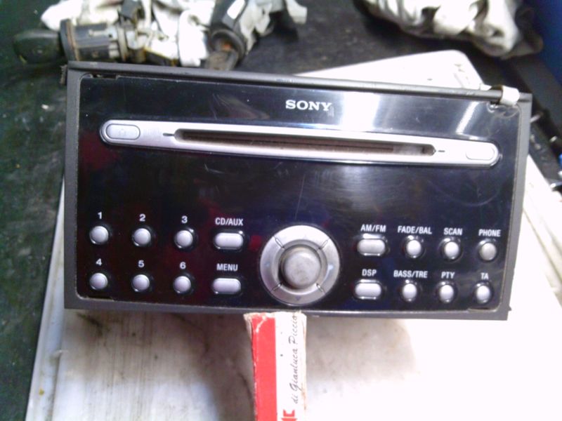 20-843 Autoradio Sony 4M5T-18C815-BK 4M5T18C815BK C307/C214-MP3/RDS CDX-FS214   FORD  Focus