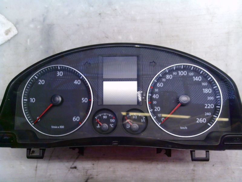 40-877 Quadro Strumenti / Contachilometri Visteon V3554110   1K0.920.850L 110.080.246/025   VOLKSWAGEN Diesel Golf