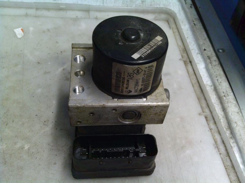 90-1530 Pompa ABS Ate Controller 8201040536   10.0207-0147.4 10.0970-1433.3 28.5701-0801.3  RENAULT  Twingo