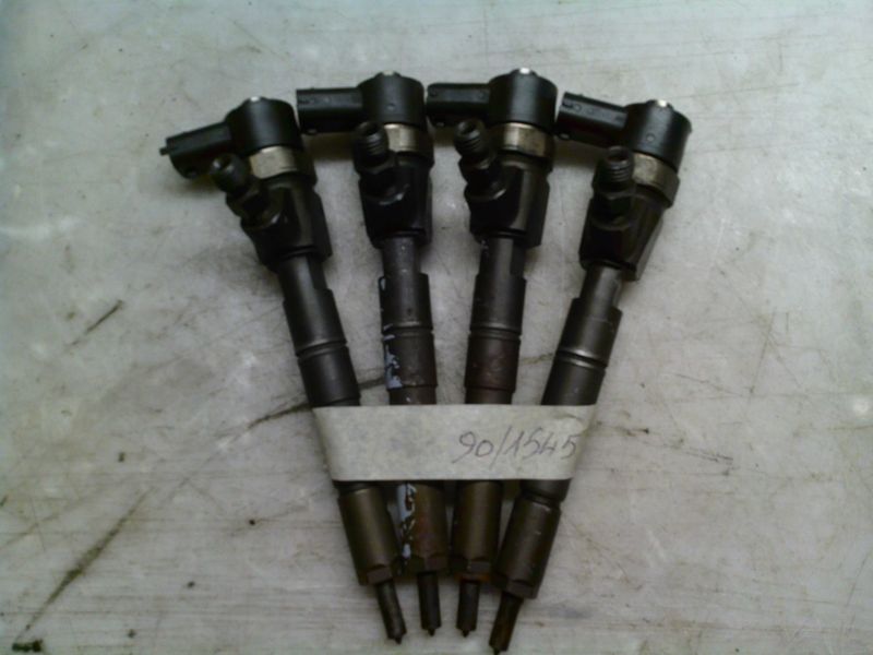 90-1545 Iniettori Alfa Romeo / Fiat / Lancia 0445110 300 0445110300 SET  4  INIETTORI COMMON RAIL   ALFA ROMEO / FIAT / LANCIA Diesel VARIE