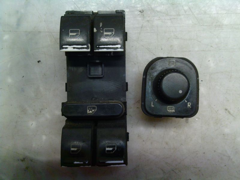 400-729 Pulsantiera Alzacristalli Volkswagen 1K4959857   1K0959565    VOLKSWAGEN  GOLF