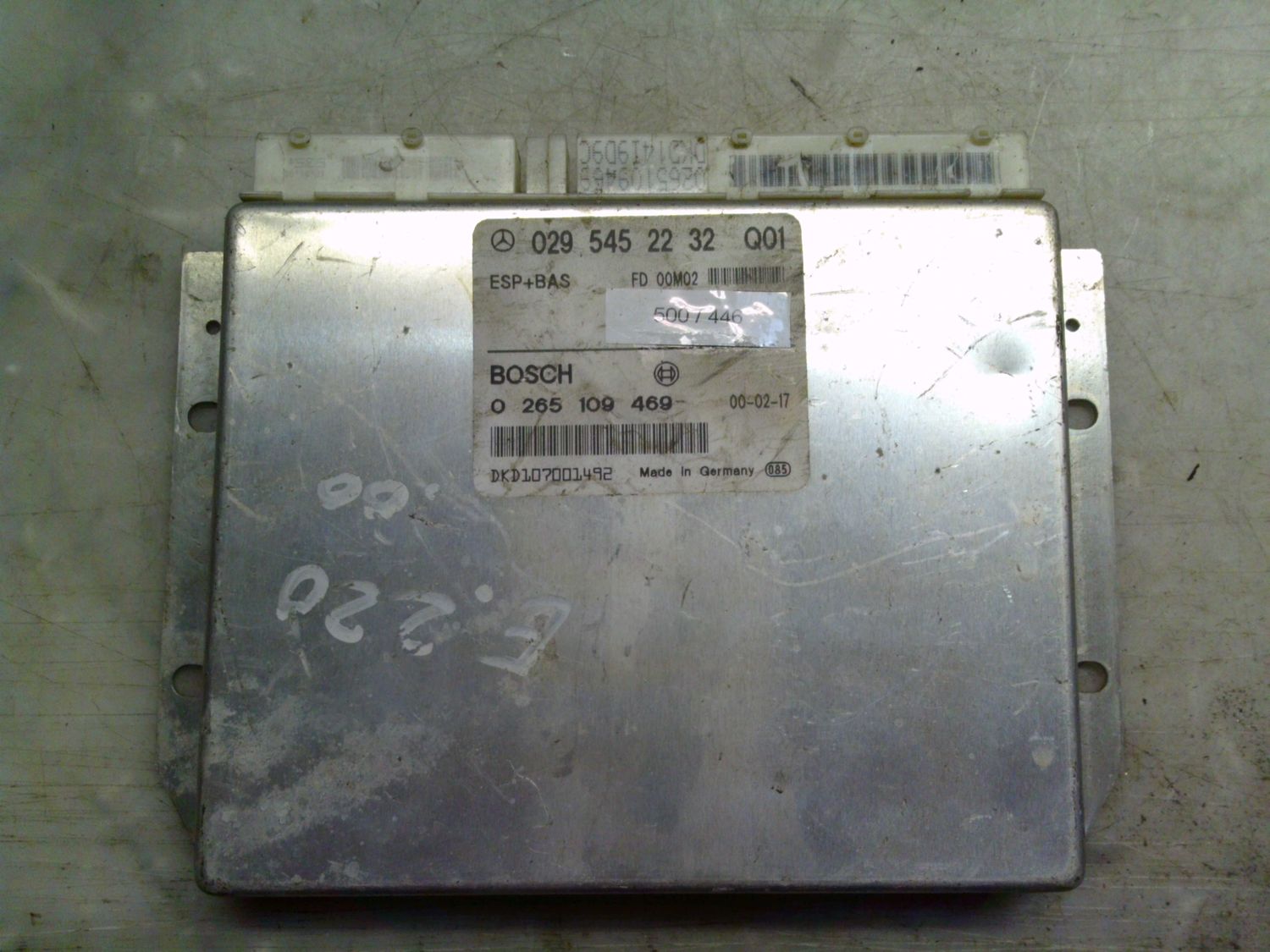 500-446 Centralina Abs Esp Hba Bosch 0 265 109 469 0265109469 029 545 22 32 FD 00M02 Q01  MERCEDES  CLASSE E