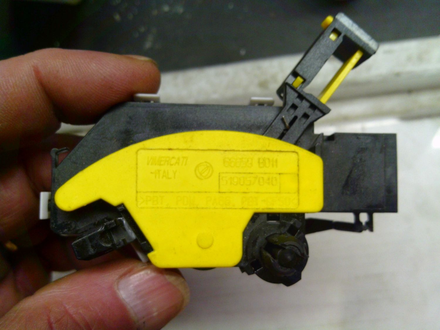 31-264 Sensore Pedale Frizione Vimercati 519057040       ALFA ROMEO / FIAT / LANCIA  VARIE