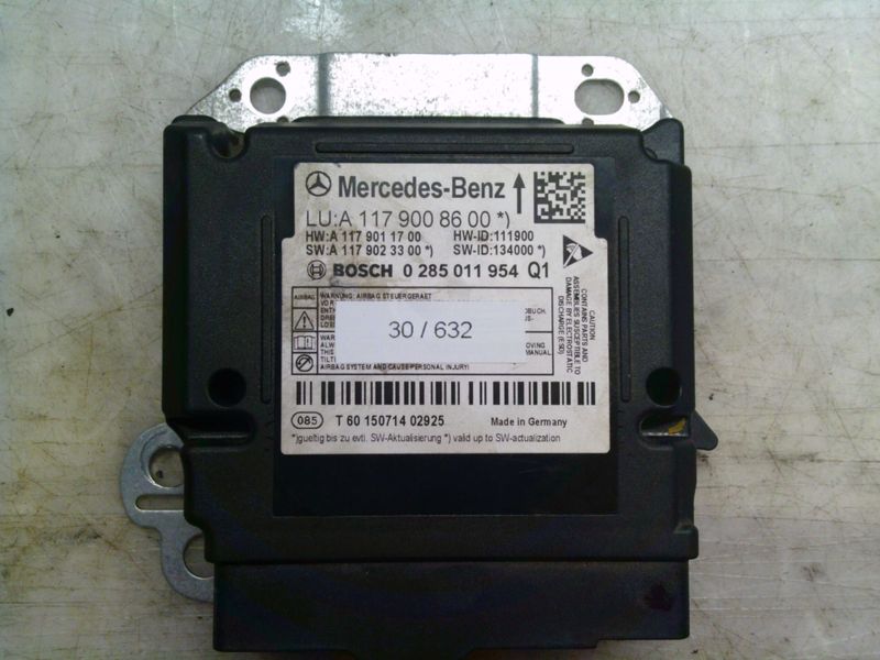 30-632 Centralina Airbag Bosch 0 285 011 954 0285011954 A 117 900 86 00 Q1   MERCEDES  CLASSE B