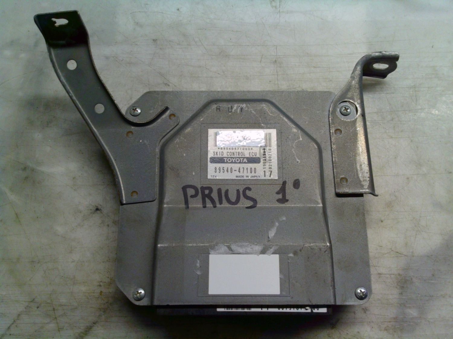 6-209 Centralina Motore Toyota 89540-47100 8954047100 17    TOYOTA Elettrica / Benzina PRIUS