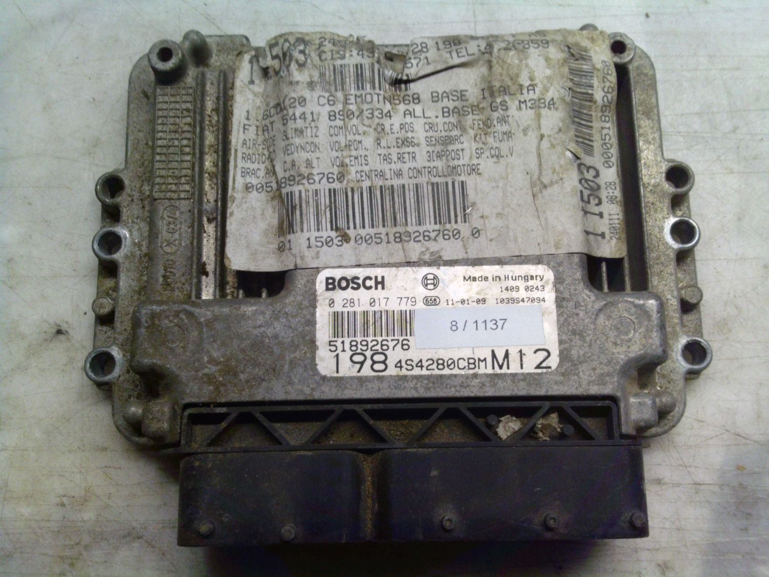 8-1137 Centralina Motore Bosch 0 281 017 779 0281017779 51902998 1039S49334 198 4S4280CCM M12  Alfa Romeo / Fiat / Lancia Diesel Bravo_Brava