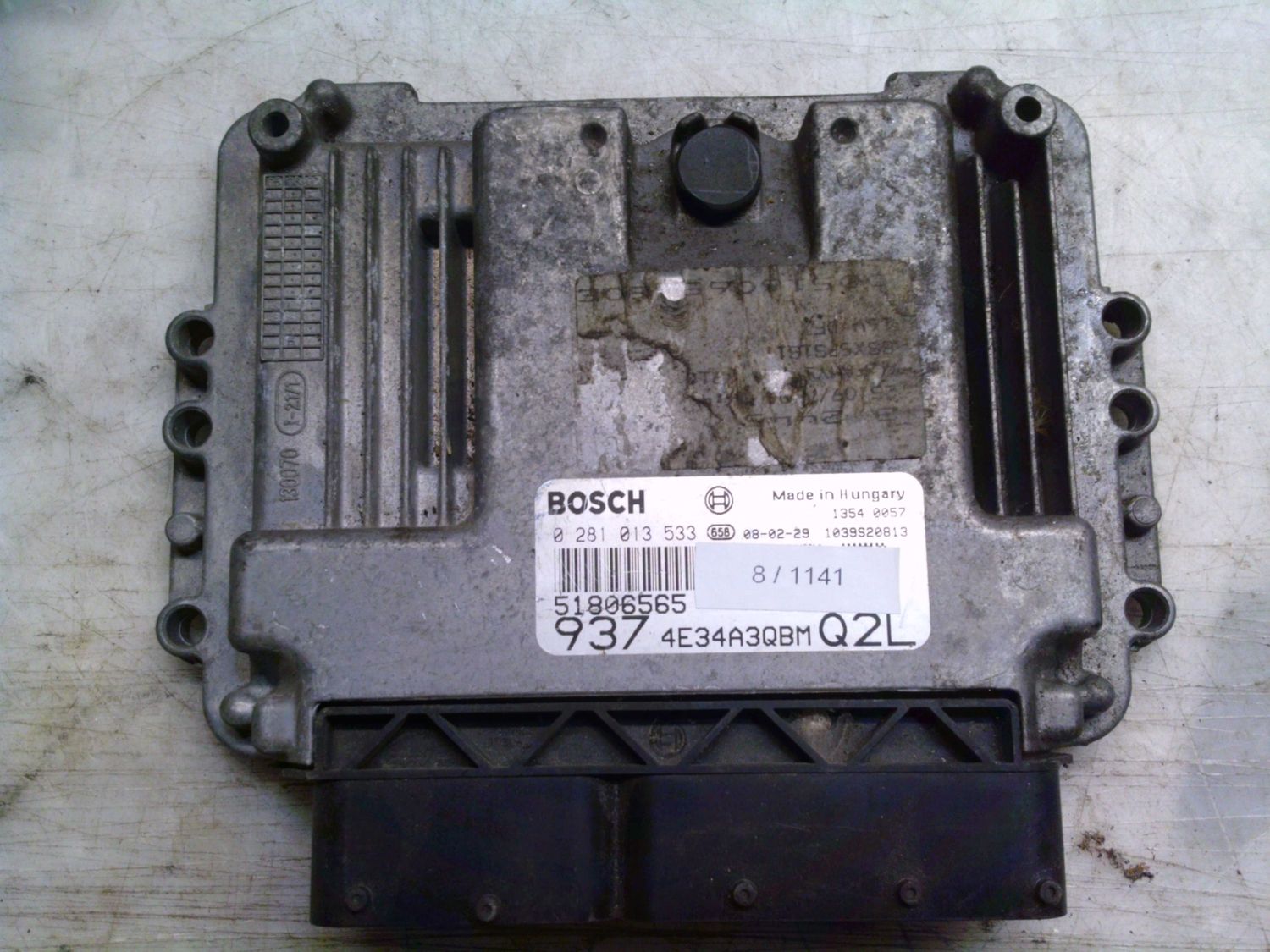 8-1141 Centralina Motore Bosch 0 281 013 533 0281013533 51806565 1039S20813 937 4E34A3QBM Q2L ALFA ROMEO / FIAT / LANCIA Diesel 147 8-1141 Centralina Motore Bosch 0 281 013 533 0281013533 51806565 1039S20813 937 4E34A3QBM Q2L ALFA ROMEO / FIAT / LANCIA Diesel 147