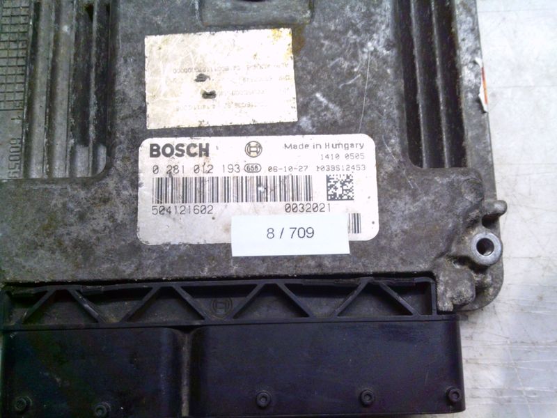8-709 Centralina Motore Bosch 0 281 012 193 0281012193 504121602 1039S12469   Iveco Diesel Daily