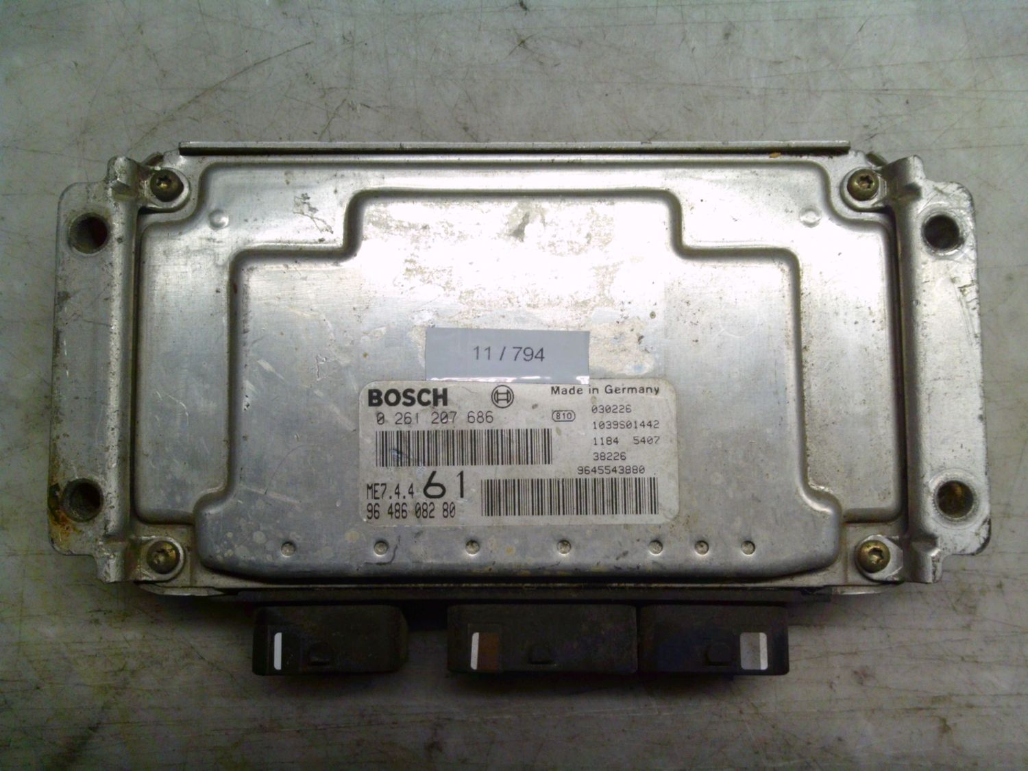 11-794 Centralina Motore Bosch 0 261 207 686 0261207686 96 486 082 80 1039S01442 ME7.4.4 61 CITROEN / PEUGEOT Benzina BERLINGO' 11-794 Centralina Motore Bosch 0 261 207 686 0261207686 96 486 082 80 1039S01442 ME7.4.4 61 CITROEN / PEUGEOT Benzina BERLINGO'